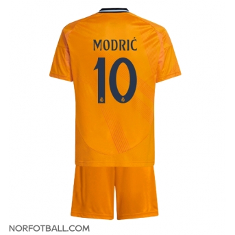 Billige Fotballdrakt Real Madrid Luka Modric #10 Replika Bortedraktsett Barn 2024-25 Kortermet (med bukser)